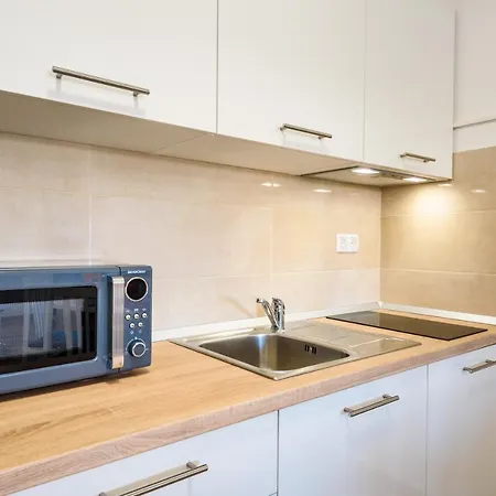 Ana, Apartamento Metković